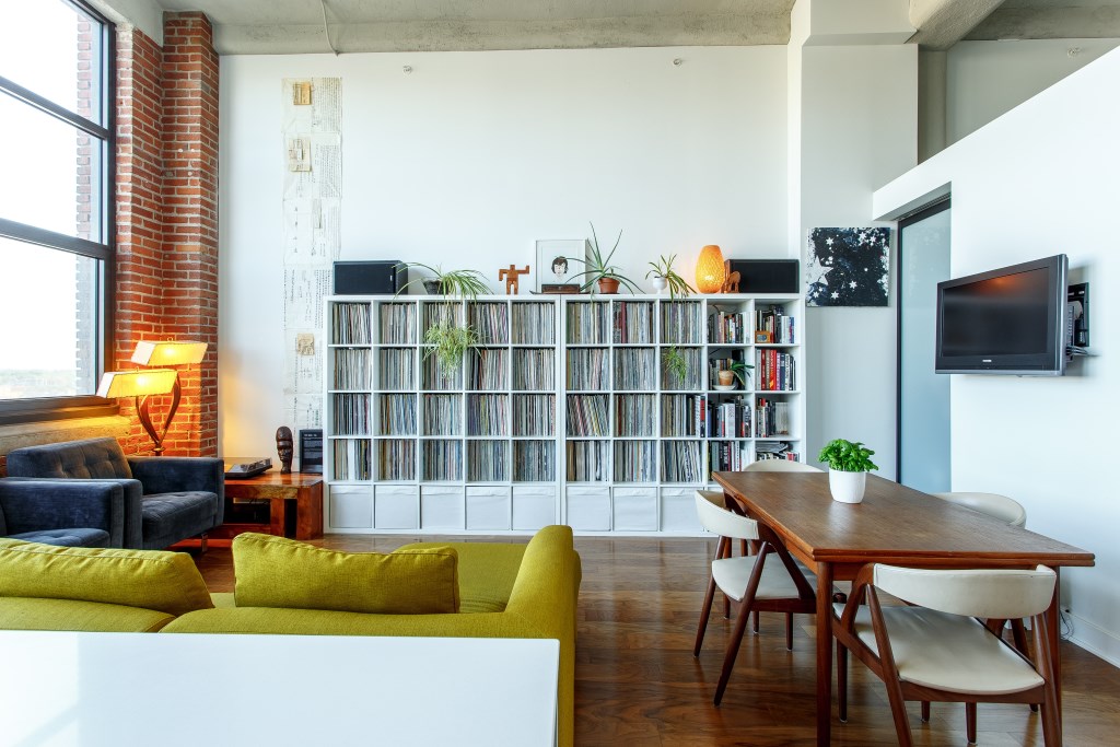 Newtown loft by Design Plus Drafting